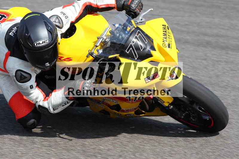 /Archiv-2022/06 15.04.2022 Speer Racing ADR/Gruppe rot/777